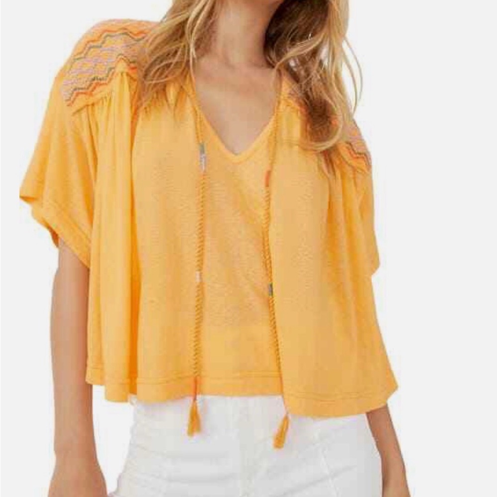 Free People Market Embroidered V-Neck Top in Carrot Ginger, EUC, size M